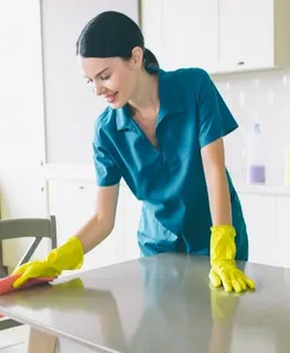 Pre-Sale Cleaning Services preparing home for real estate sale in White Rock BC